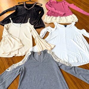 Bundle of 5 small peek a boo sleeve tops, small, gently used